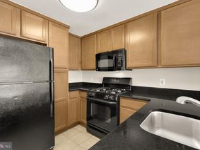 355 I Street SW 621, Washington DC 20024