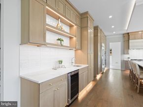 616 Gibson Circle SW, Vienna VA 22180