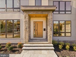 616 Gibson Circle SW, Vienna VA 22180