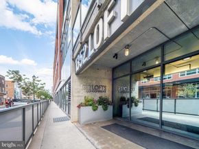 1352 South Street 213, Philadelphia PA 19147