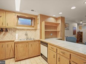 3137 18TH Street NE, Washington DC 20018