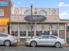 635 23rd Street S, Arlington VA 22202