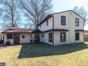 43 Thimbleberry Lane, Levittown PA 19054