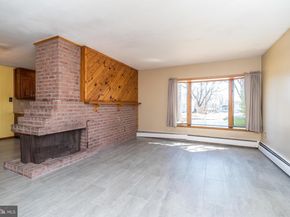 43 Thimbleberry Lane, Levittown PA 19054