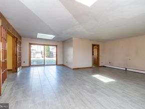 43 Thimbleberry Lane, Levittown PA 19054