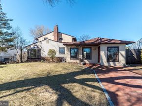 43 Thimbleberry Lane, Levittown PA 19054