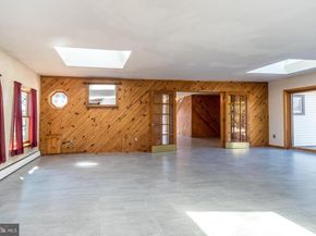 43 Thimbleberry Lane, Levittown PA 19054