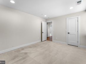 2827 24TH Road S, Arlington VA 22206