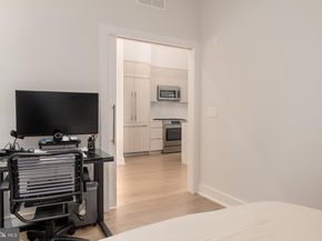 737 Swann Avenue 607, Alexandria VA 22301