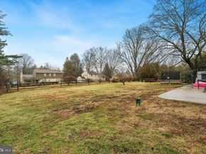 45 Holly Hill Road, Richboro PA 18954