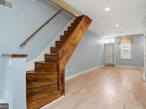 1040 N Leithgow Street, Philadelphia PA 19123