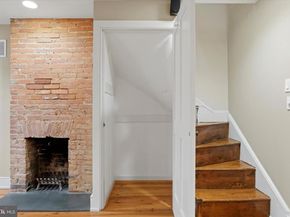 1040 N Leithgow Street, Philadelphia PA 19123