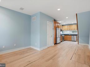 1040 N Leithgow Street, Philadelphia PA 19123