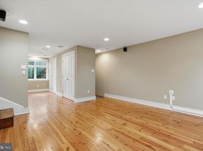 1040 N Leithgow Street, Philadelphia PA 19123