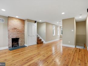 1040 N Leithgow Street, Philadelphia PA 19123