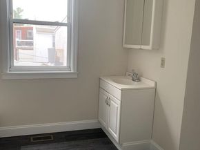 528 Fitzwater Street, Philadelphia PA 19147