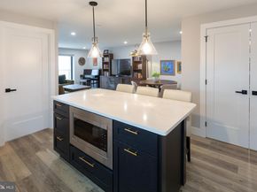 11309 Valley Forge Circle 1309, King Of Prussia PA 19406