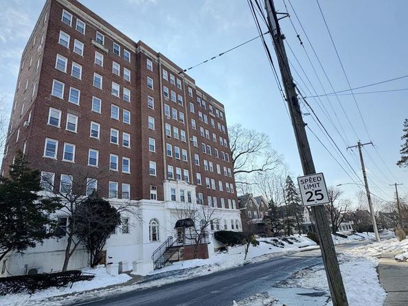 400 W Hortter Street 301, Philadelphia PA 19119