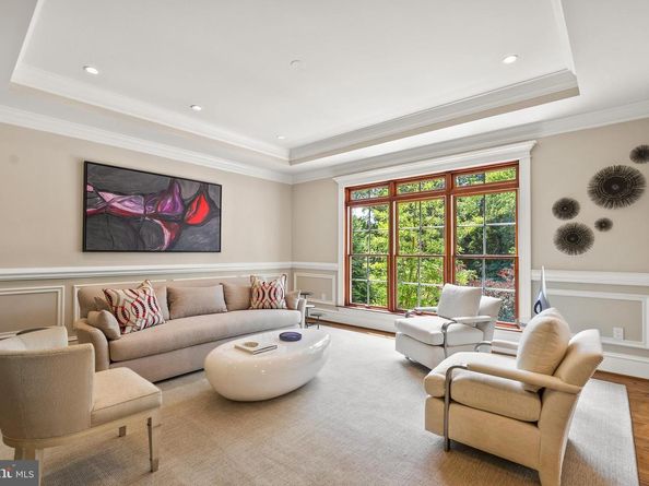 3801 52nd Street NW, Washington DC 20016