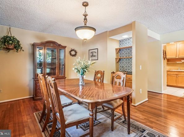 6101 Edsall Road 402, Alexandria VA 22304