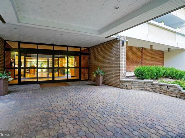 6101 Edsall Road 402, Alexandria VA 22304