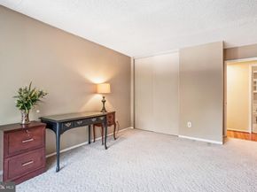 6101 Edsall Road 402, Alexandria VA 22304