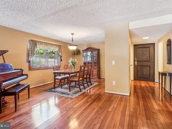 6101 Edsall Road 402, Alexandria VA 22304