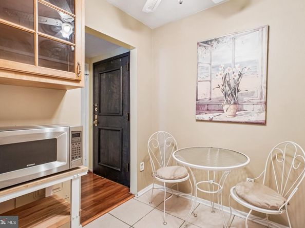 6101 Edsall Road 402, Alexandria VA 22304