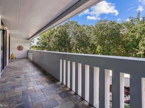 6101 Edsall Road 402, Alexandria VA 22304