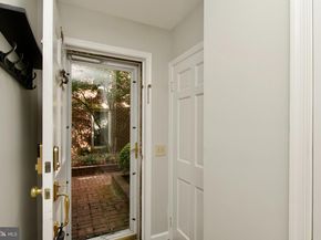 142 N Union Street, Alexandria VA 22314