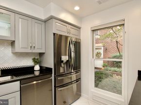 142 N Union Street, Alexandria VA 22314