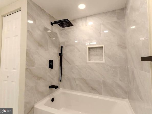 293 Valley Stream Lane 293, Chesterbrook PA 19087