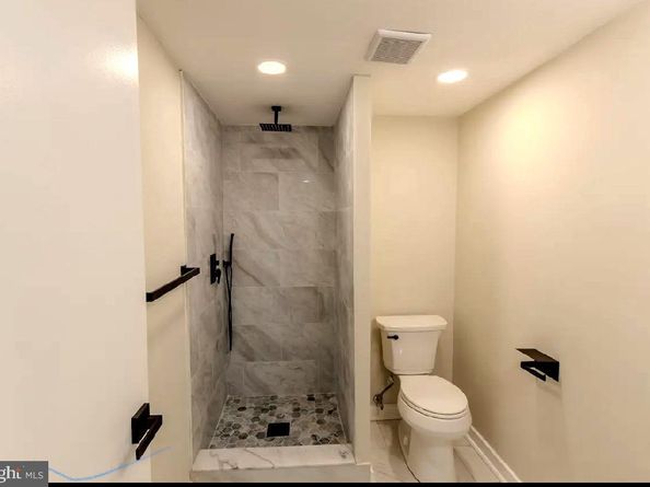 293 Valley Stream Lane 293, Chesterbrook PA 19087