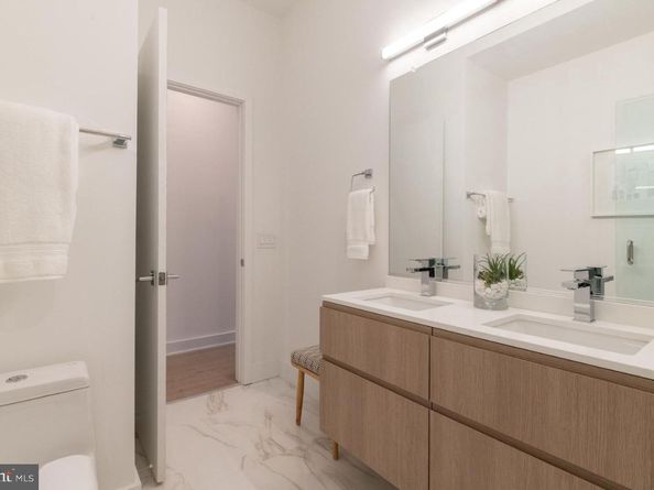 4017 Davis Place NW 8, Washington DC 20007