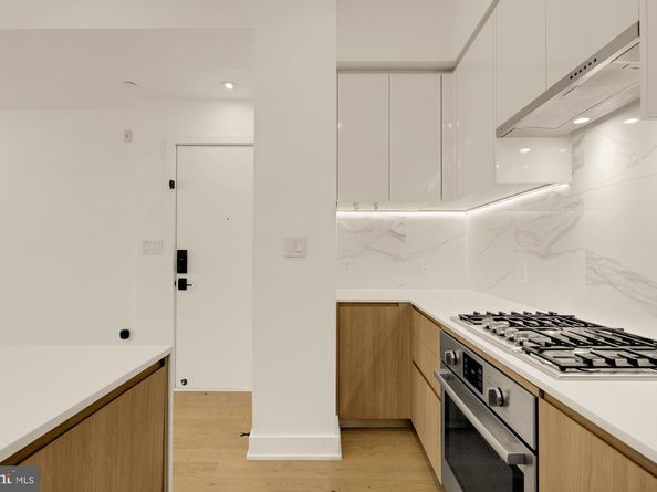 4017 Davis Place NW 8, Washington DC 20007
