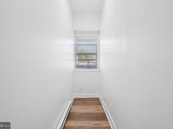 221 20TH Street NE, Washington DC 20002