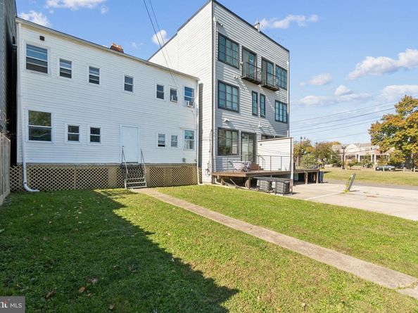 221 20TH Street NE, Washington DC 20002