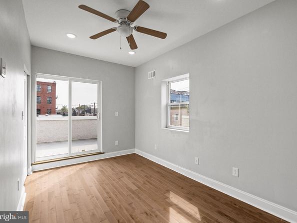 1800 Waterloo Street, Philadelphia PA 19122