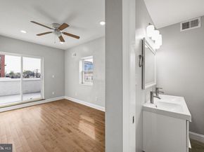 1800 Waterloo Street, Philadelphia PA 19122