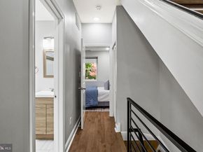 1800 Waterloo Street, Philadelphia PA 19122