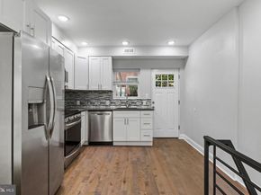1800 Waterloo Street, Philadelphia PA 19122