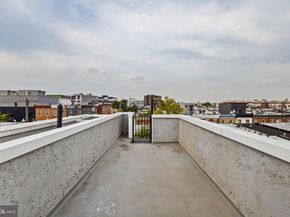 1800 Waterloo Street, Philadelphia PA 19122