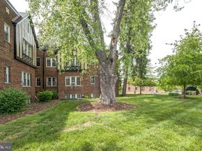 208 Farragut Street NW 104, Washington DC 20011