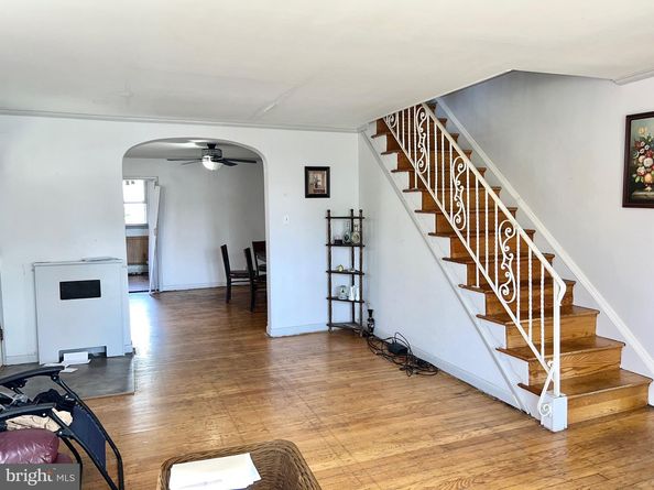 1113 Gilham Street, Philadelphia PA 19111