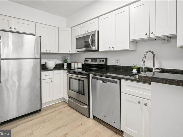 3150 Covewood Court L, Falls Church VA 22042