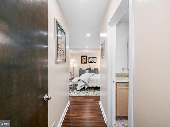 4029 Apalogen Road, Philadelphia PA 19129