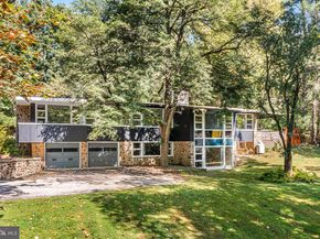 4029 Apalogen Road, Philadelphia PA 19129