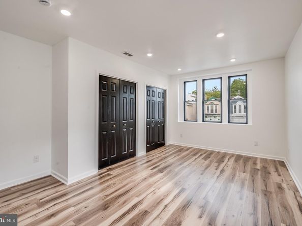 111 W Sharpnack Street, Philadelphia PA 19119