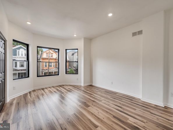 111 W Sharpnack Street, Philadelphia PA 19119