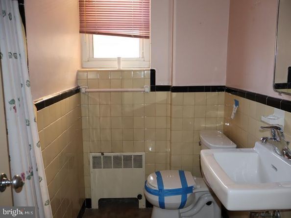40 Old Lancaster Road 302, Merion Station PA 19066